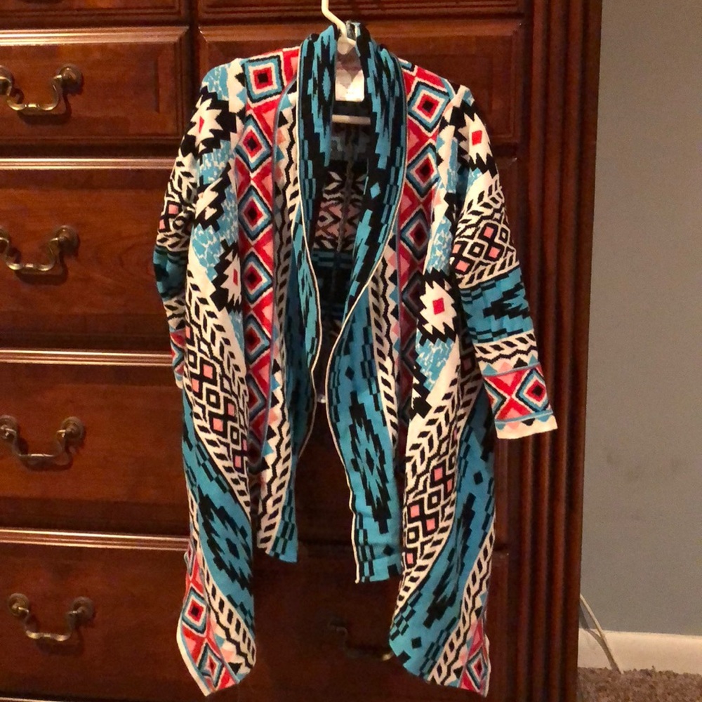 LAST CALL! Make your offers!  American Girl sweater Kaya Collection